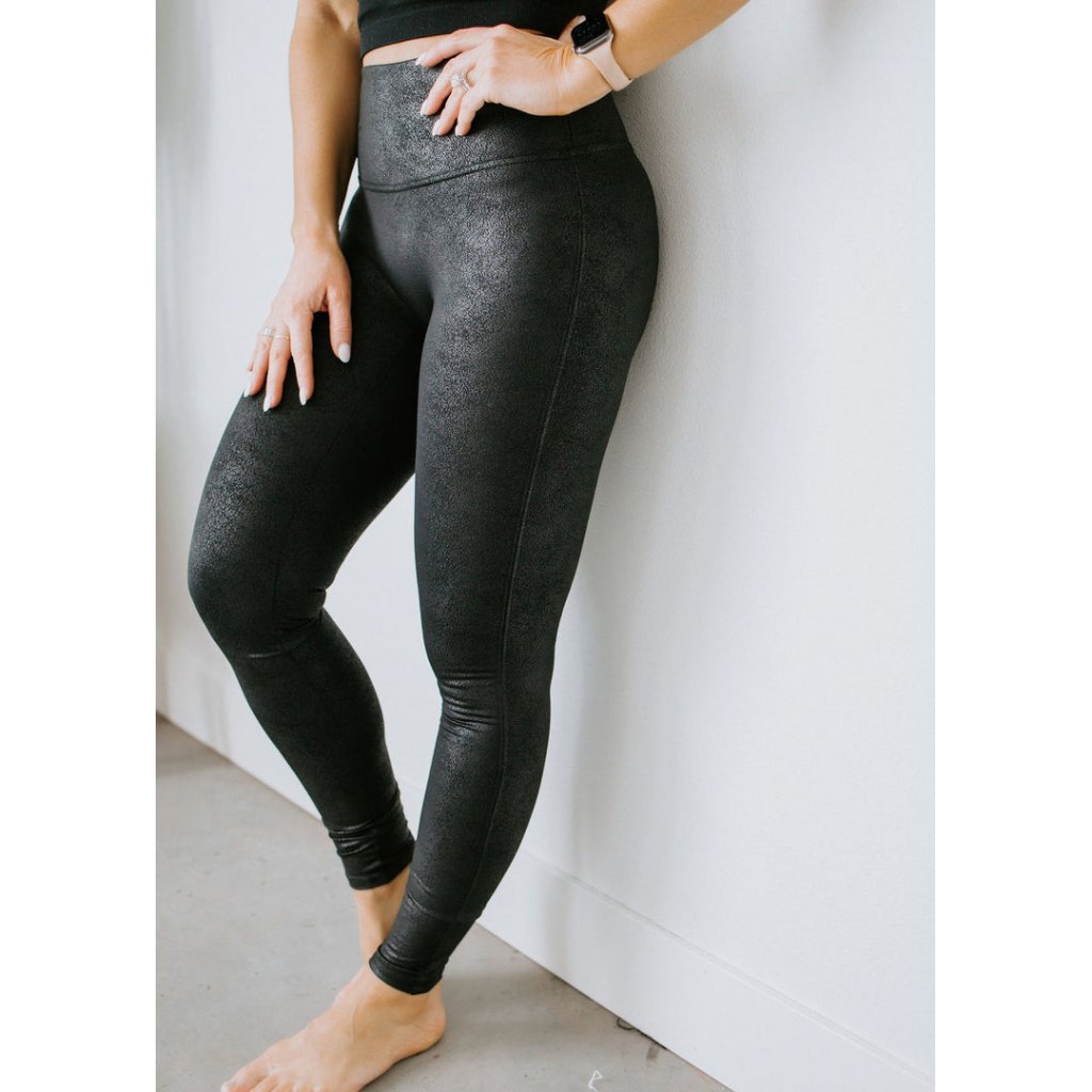 Chelsea Deboer By Lily & Lottie | Faux Leather Leggings | X-Large